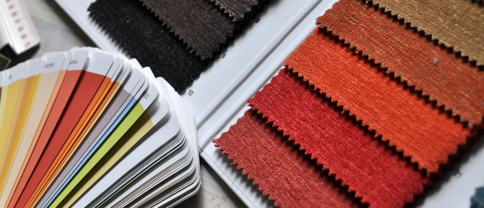 Cartela de cores e amostras de tecidos