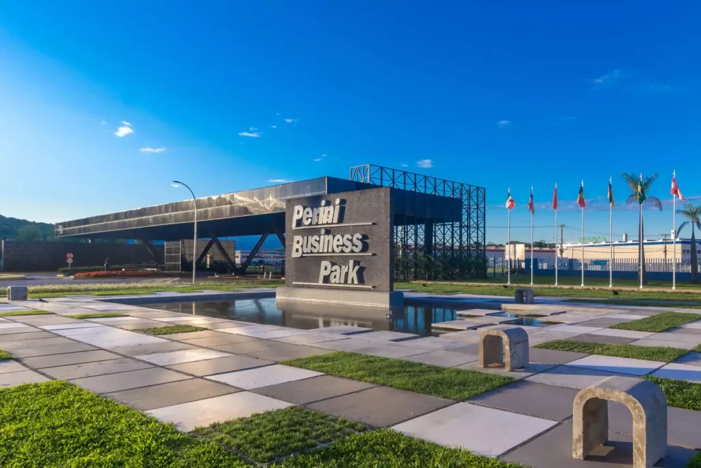 Portaria do Perini Business Park, em Joinville